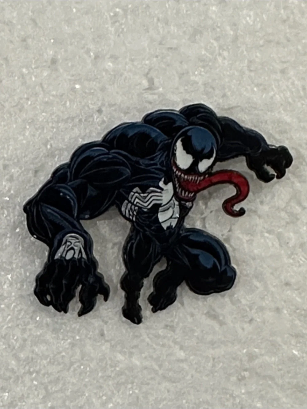 Marvel Venom Enamel Pin — Black, White & Red Comic Character Pin